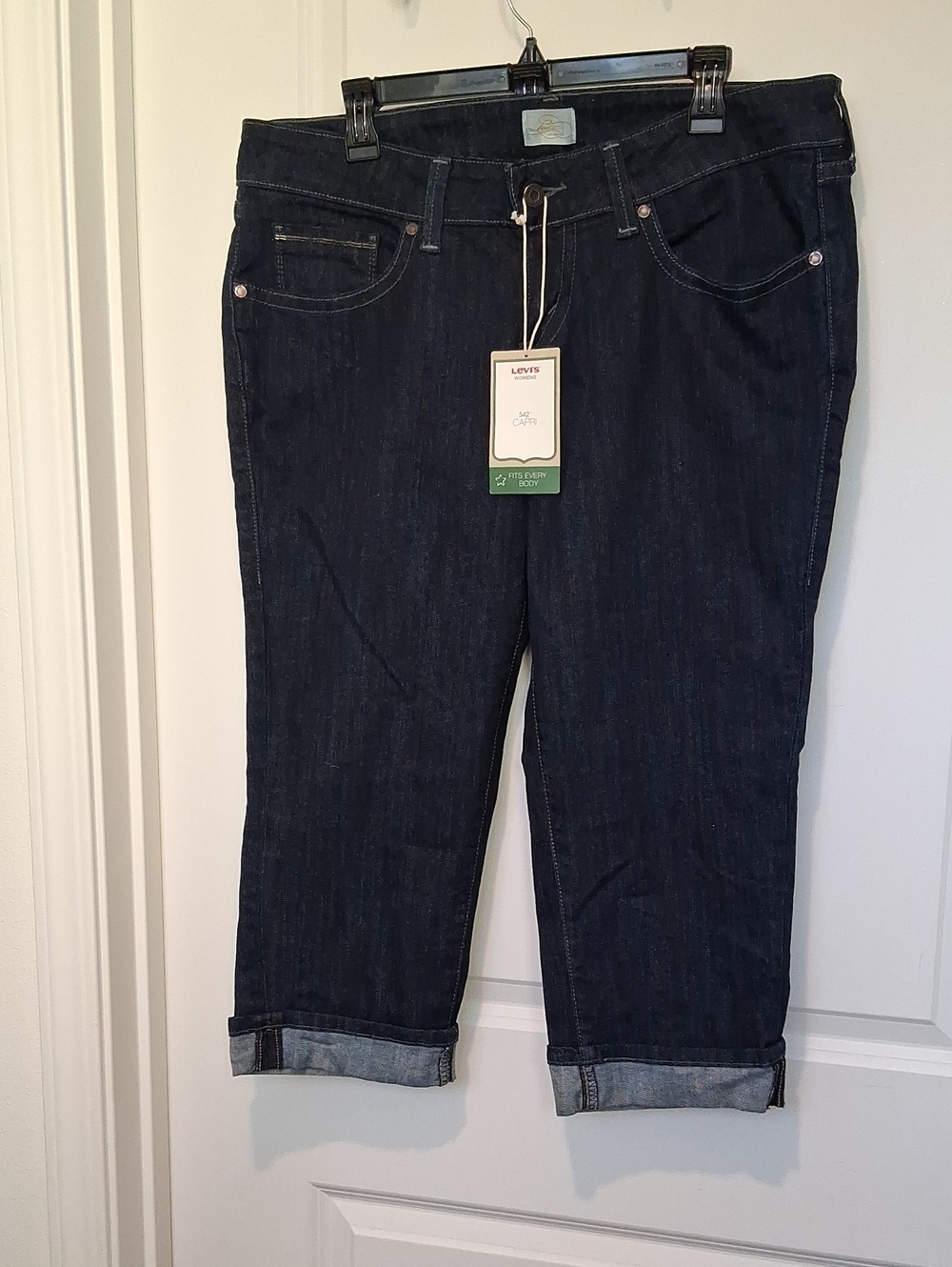 Levi's Women's Dark Indigo Cropped Roll-Cuff Jeans